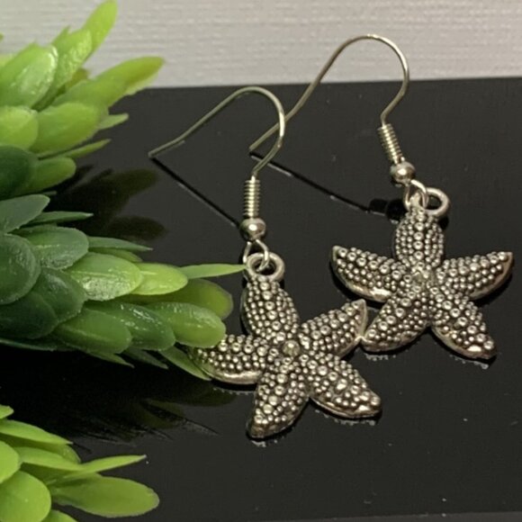 Starfish Earring, Starfish Jewelry, Nautical Earrings, Beach Earrings, Gift Idea - Picture 2 of 6